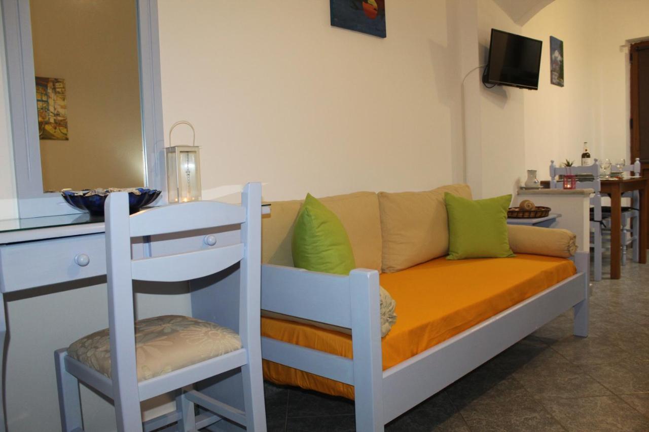 Vakis Apartments Romanon المظهر الخارجي الصورة