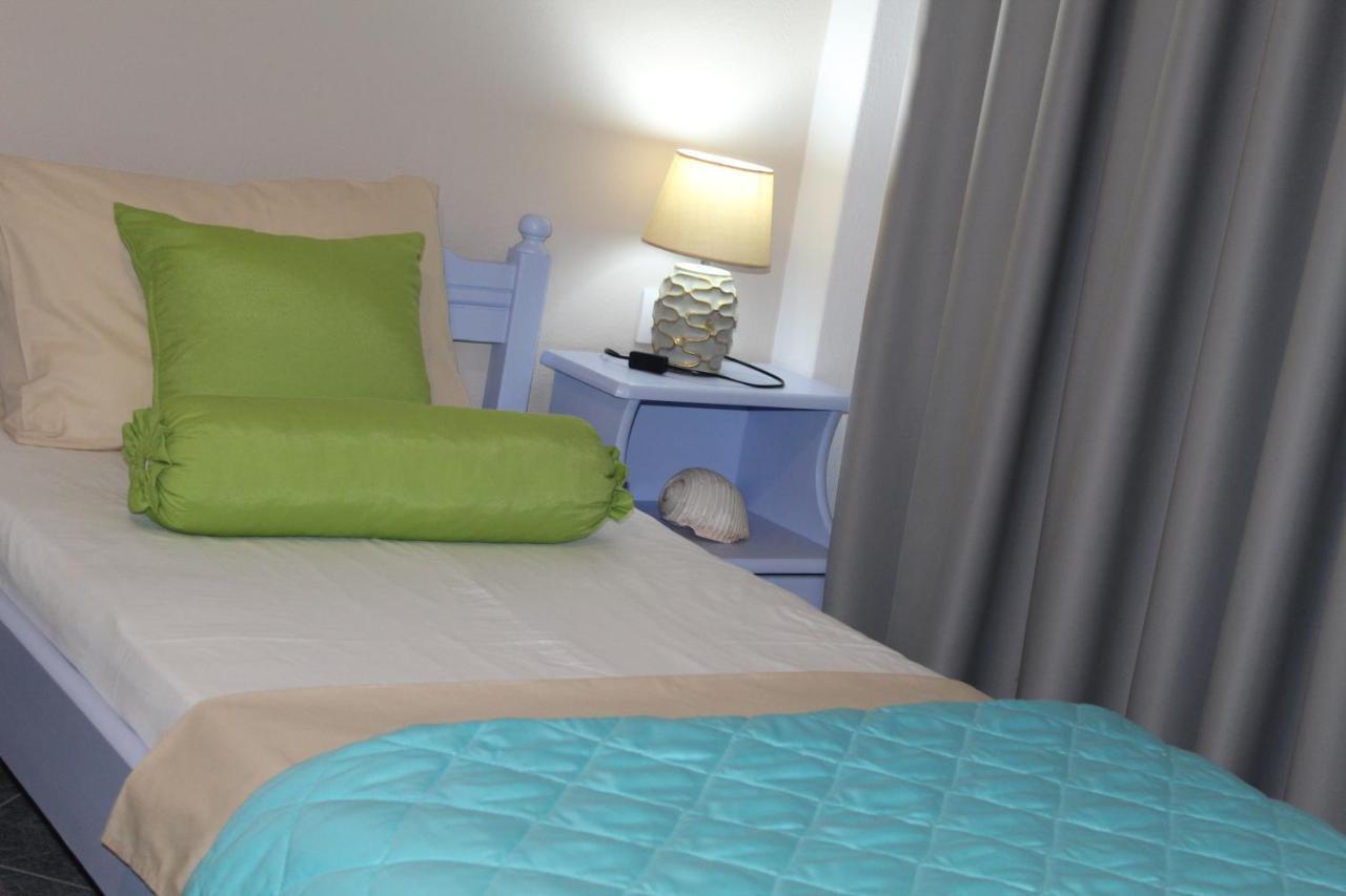 Vakis Apartments Romanon المظهر الخارجي الصورة